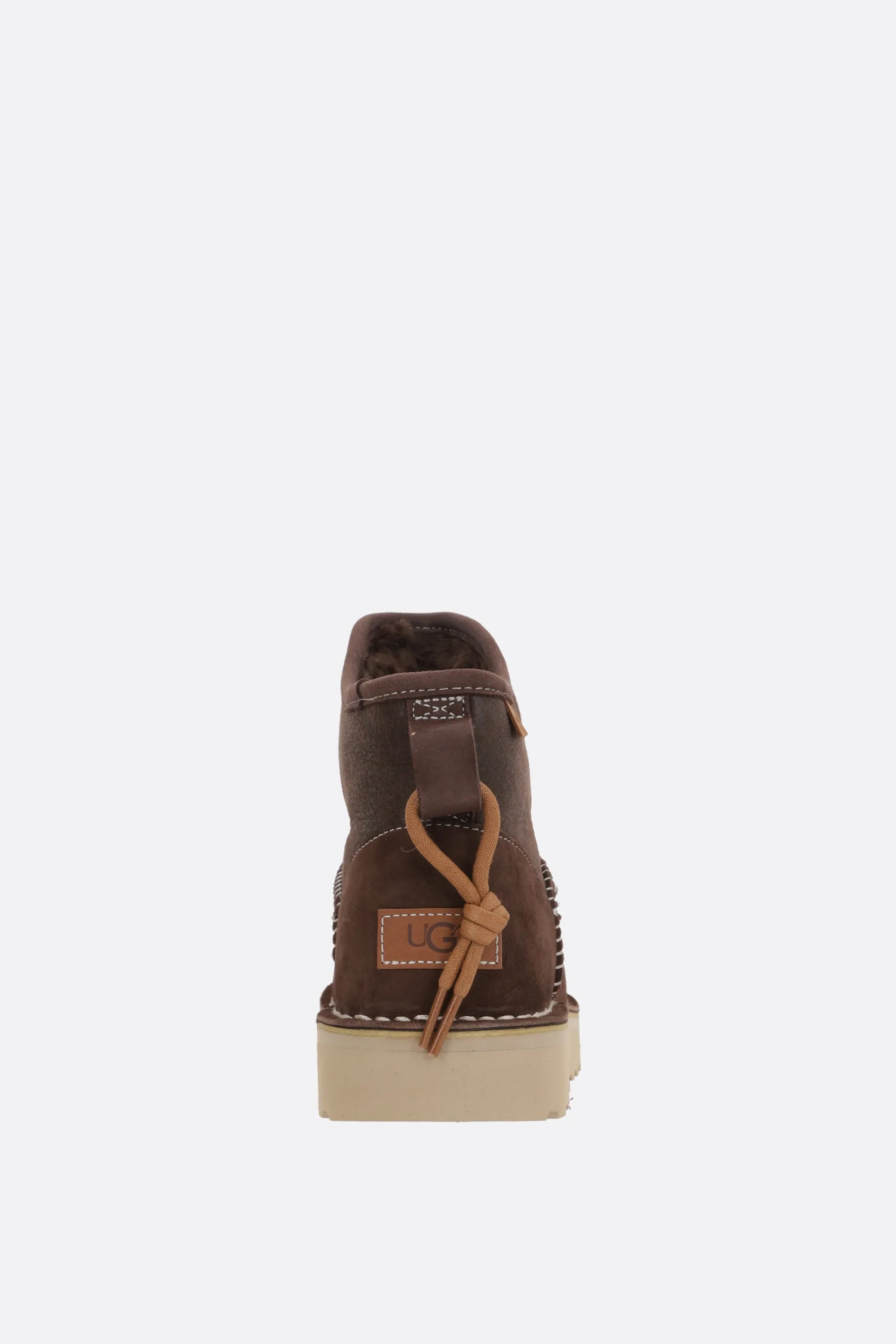 Classic Campfire regenerated leather ankle boots
