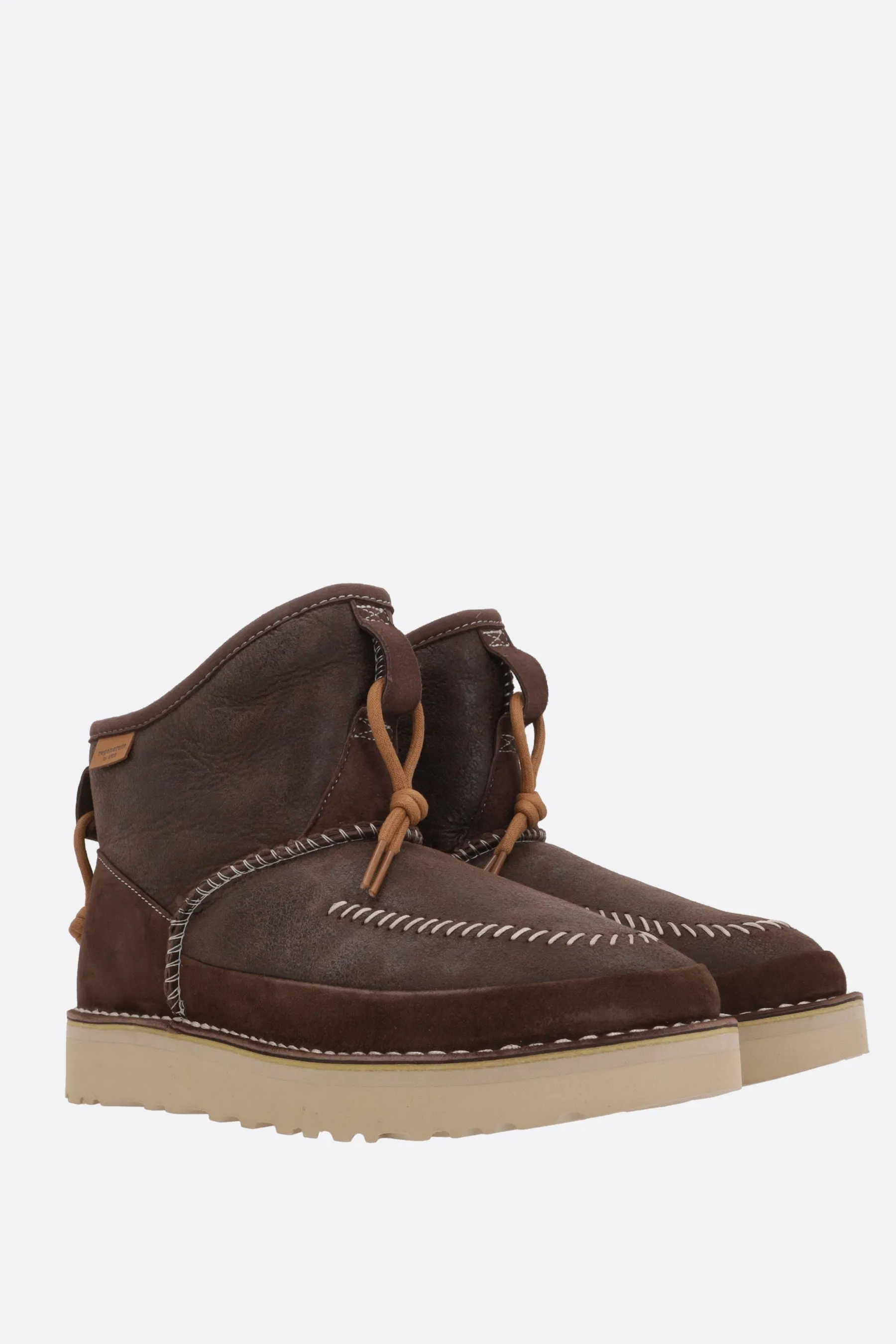 Classic Campfire regenerated leather ankle boots