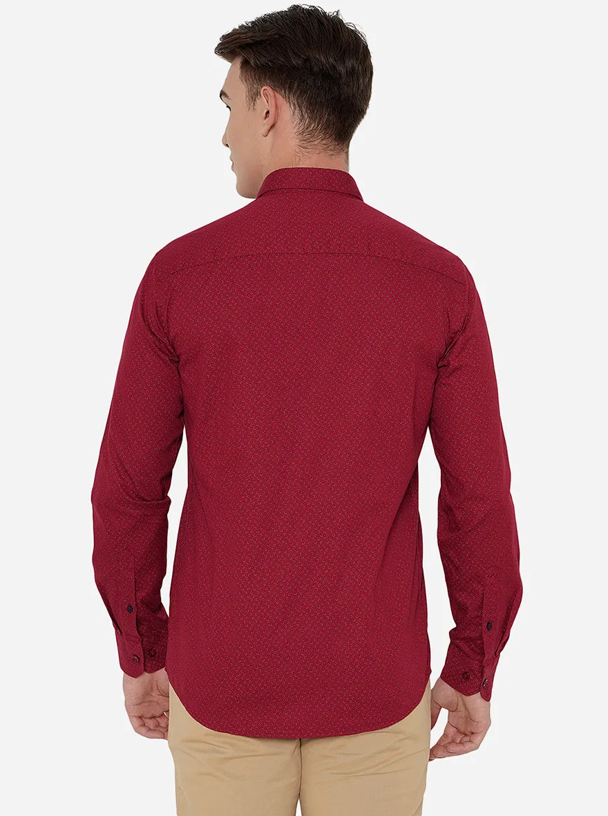 Coral Red Printed Slim Fit Casual Shirt | JadeBlue
