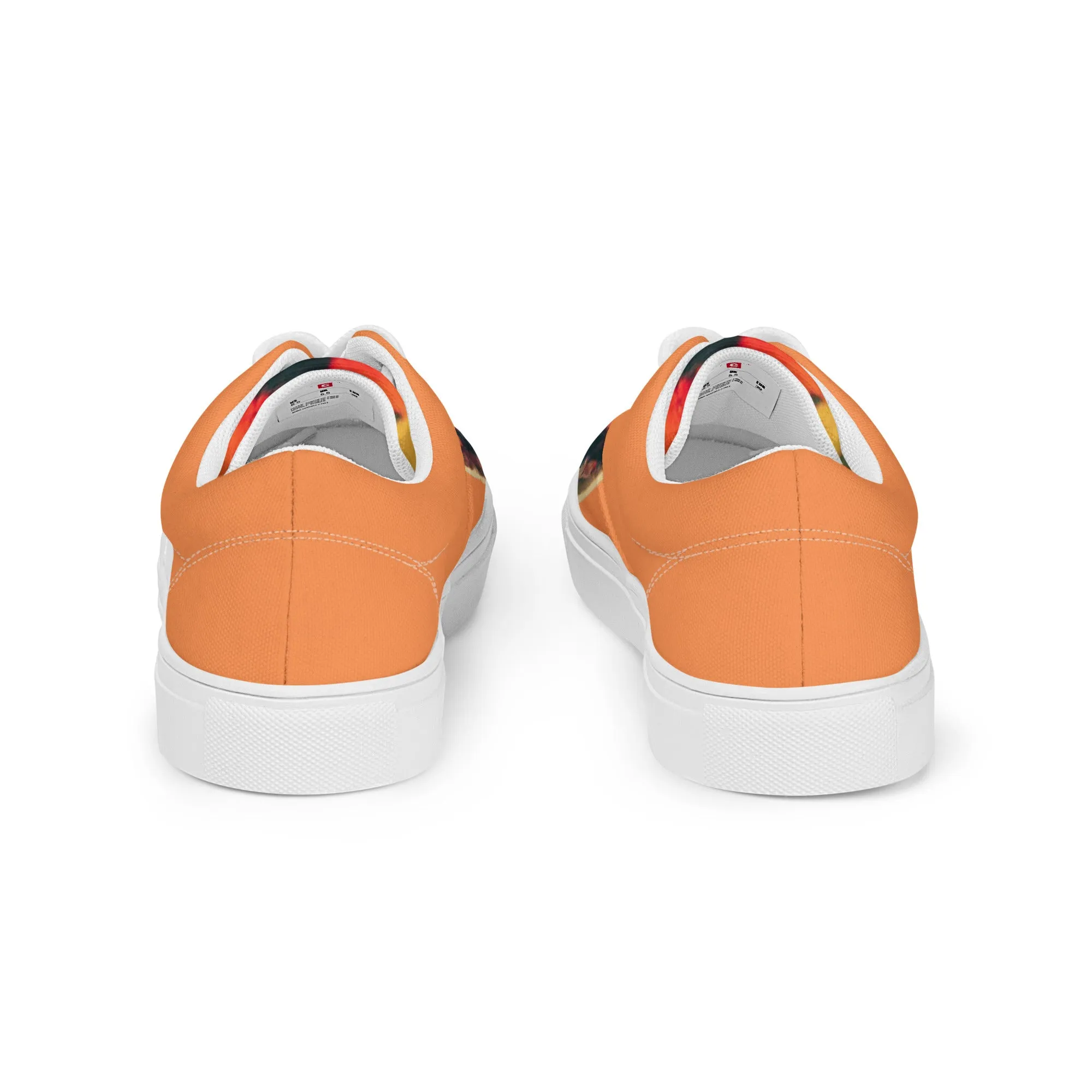 Crave lace-up