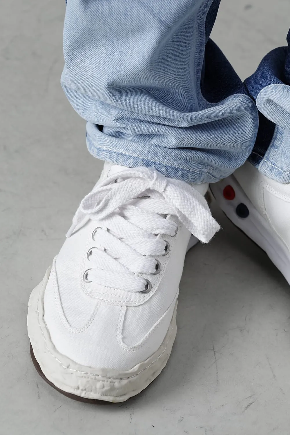 HERBIE Canvas Low-Cut Sneakers  White