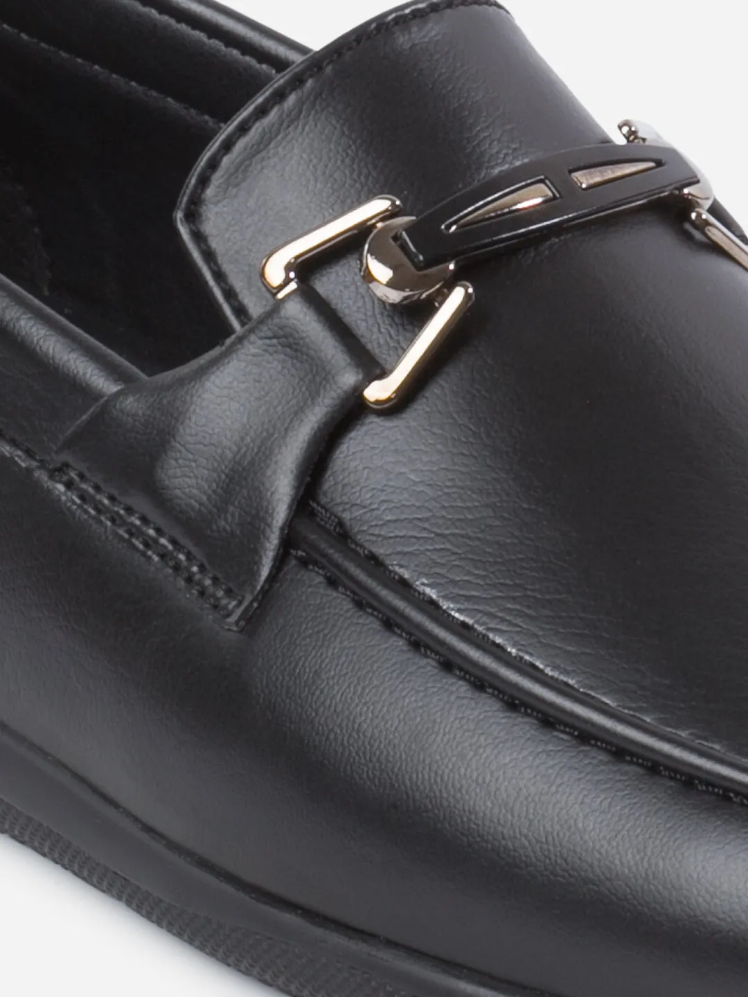 Men's Black Moc Toe Buckle Loafer (IX4117)