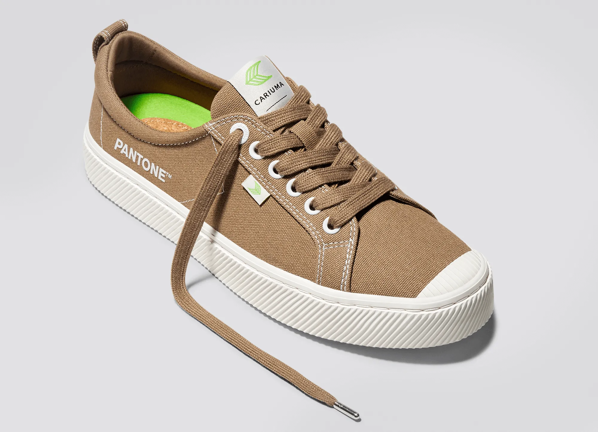 OCA Low Pantone Lion Canvas Contrast Thread Sneaker Women