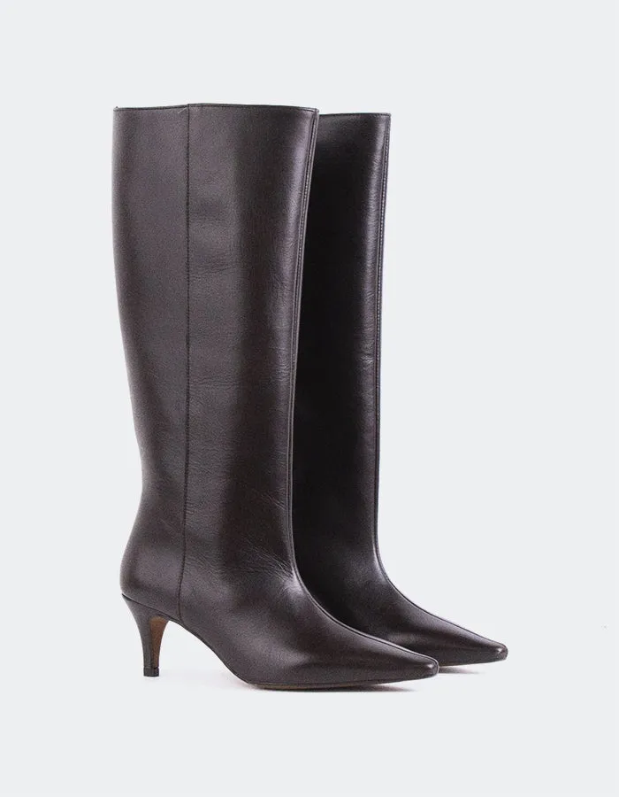 Ostara Brown Leather