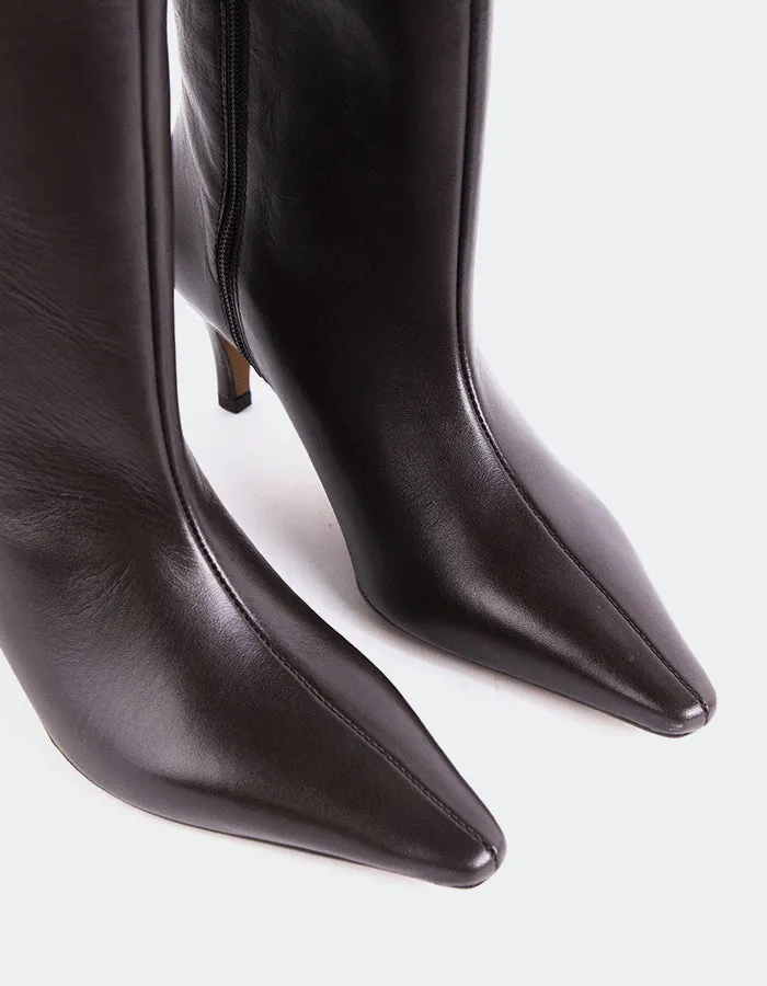 Ostara Brown Leather