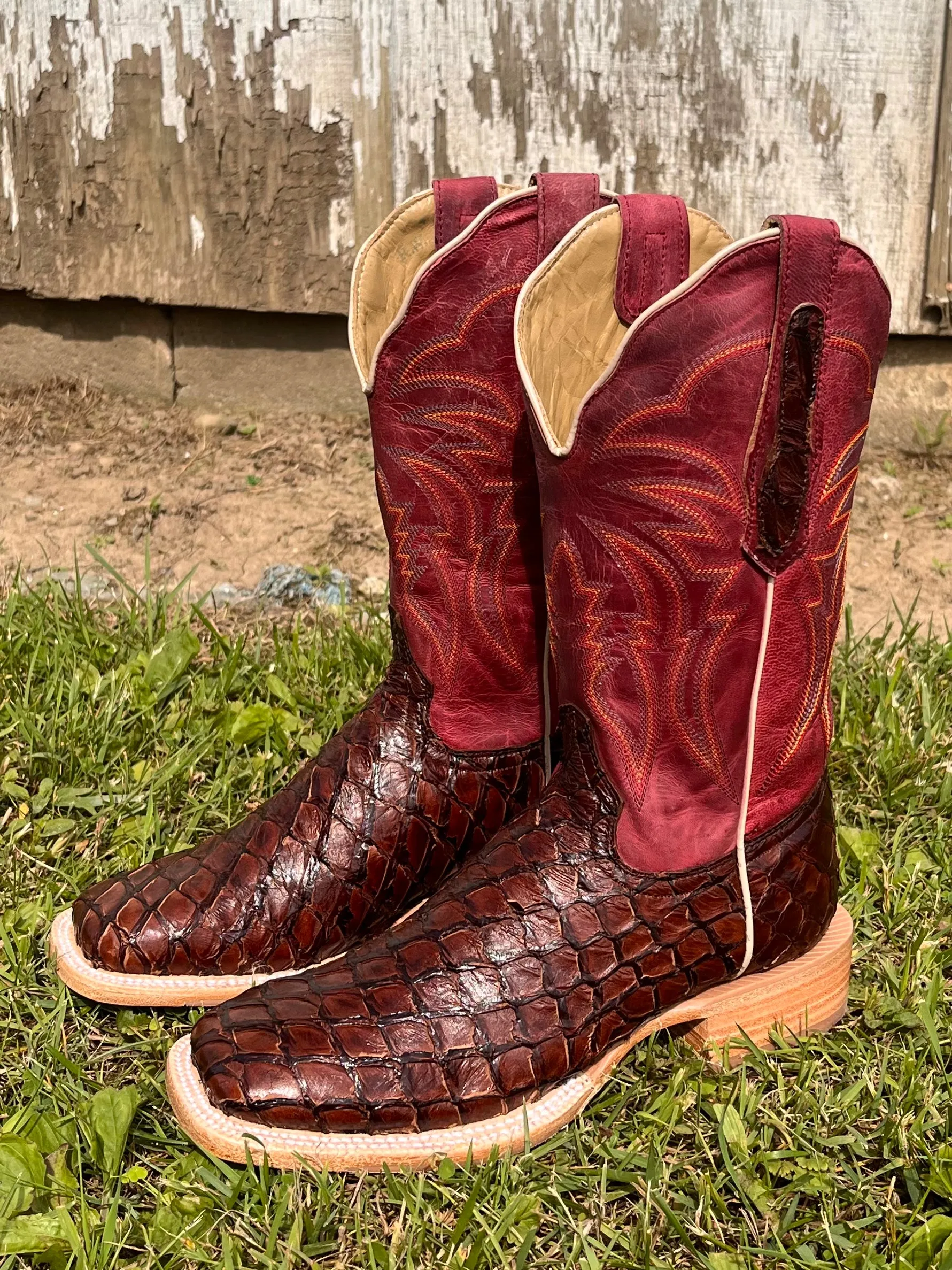 R. Watson Women's Chocolate Pirarucu Square Toe Cowgirl Boots RWL7800-2