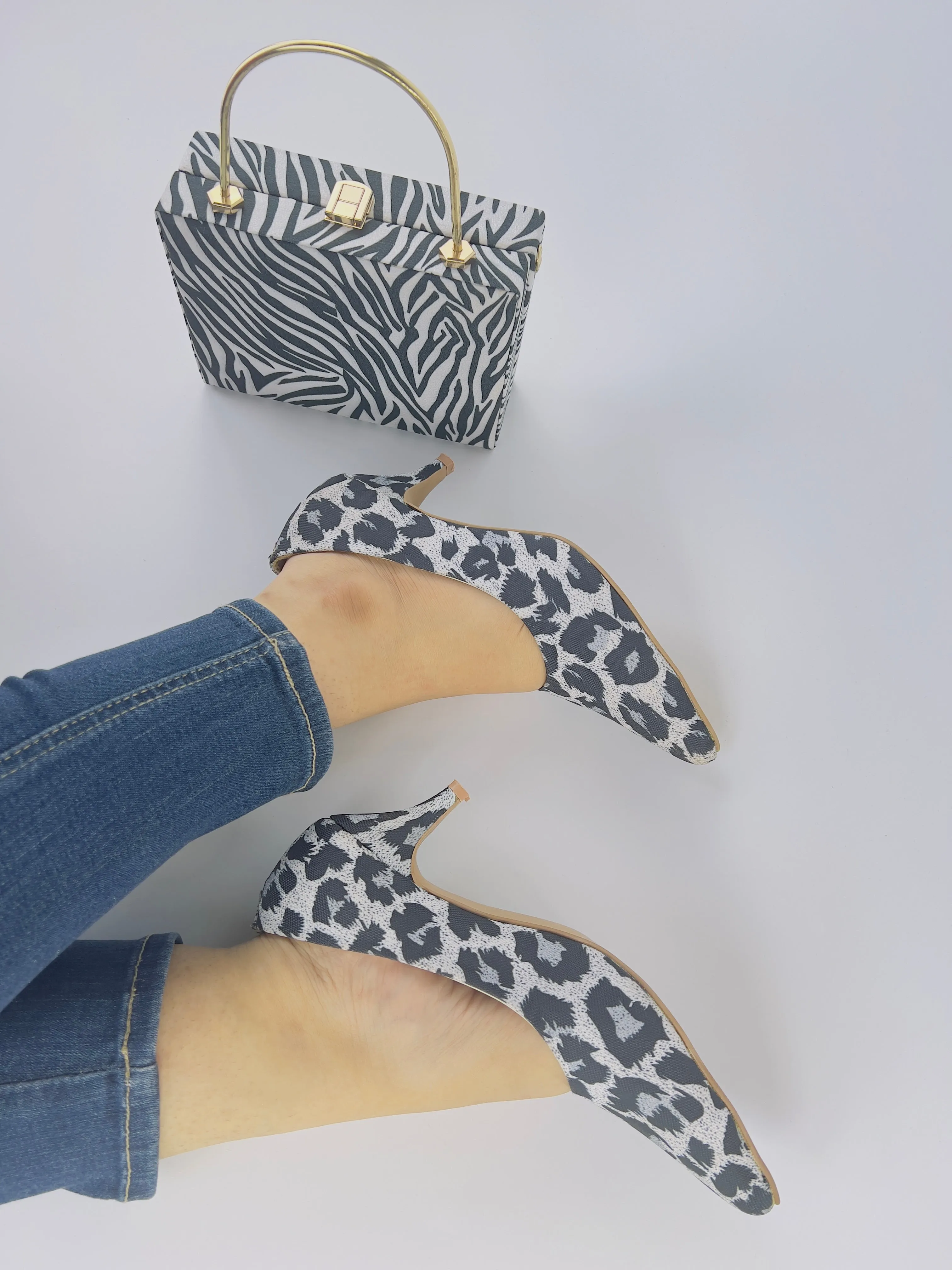 Sissy Leopard Print Black-White Pumps Heels