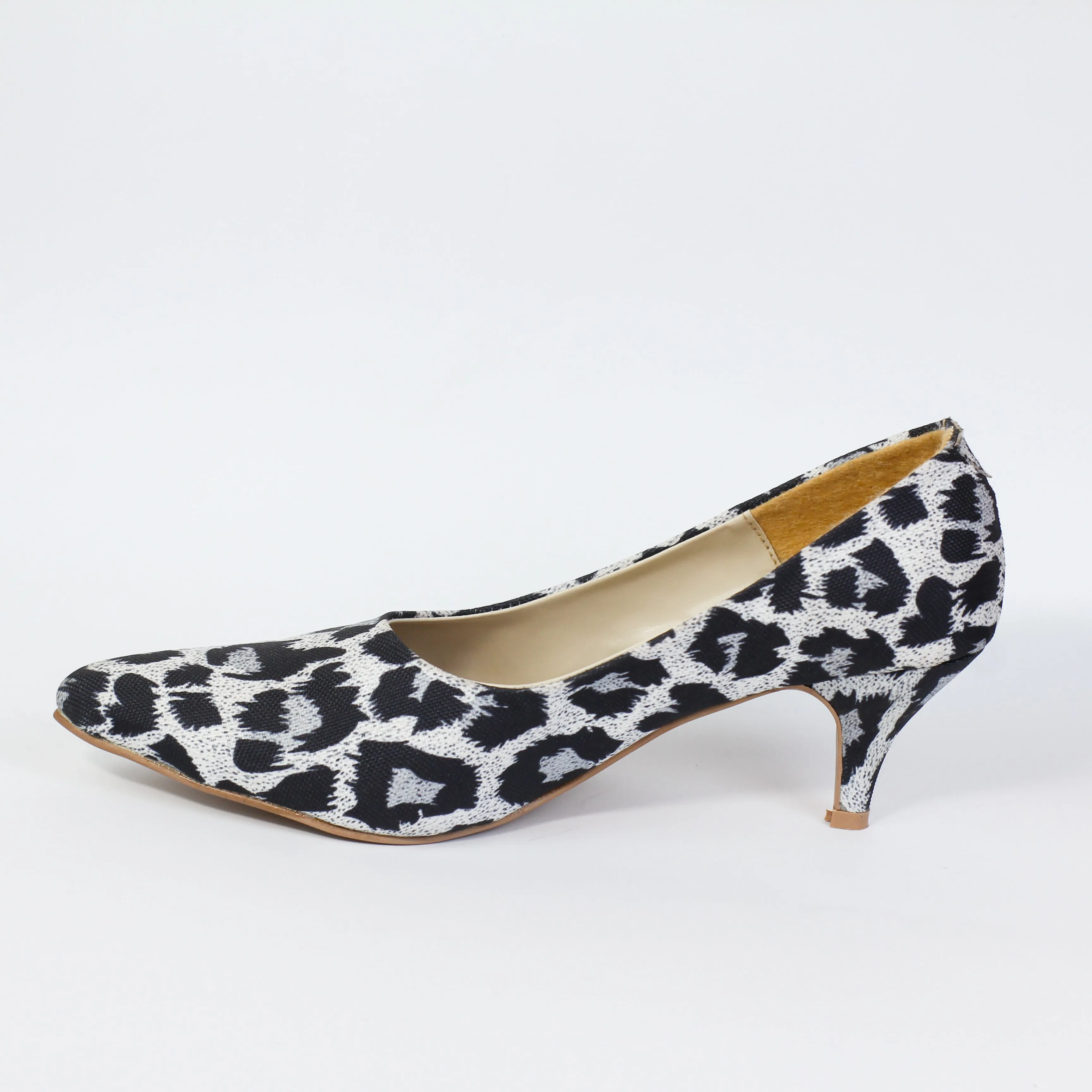 Sissy Leopard Print Black-White Pumps Heels