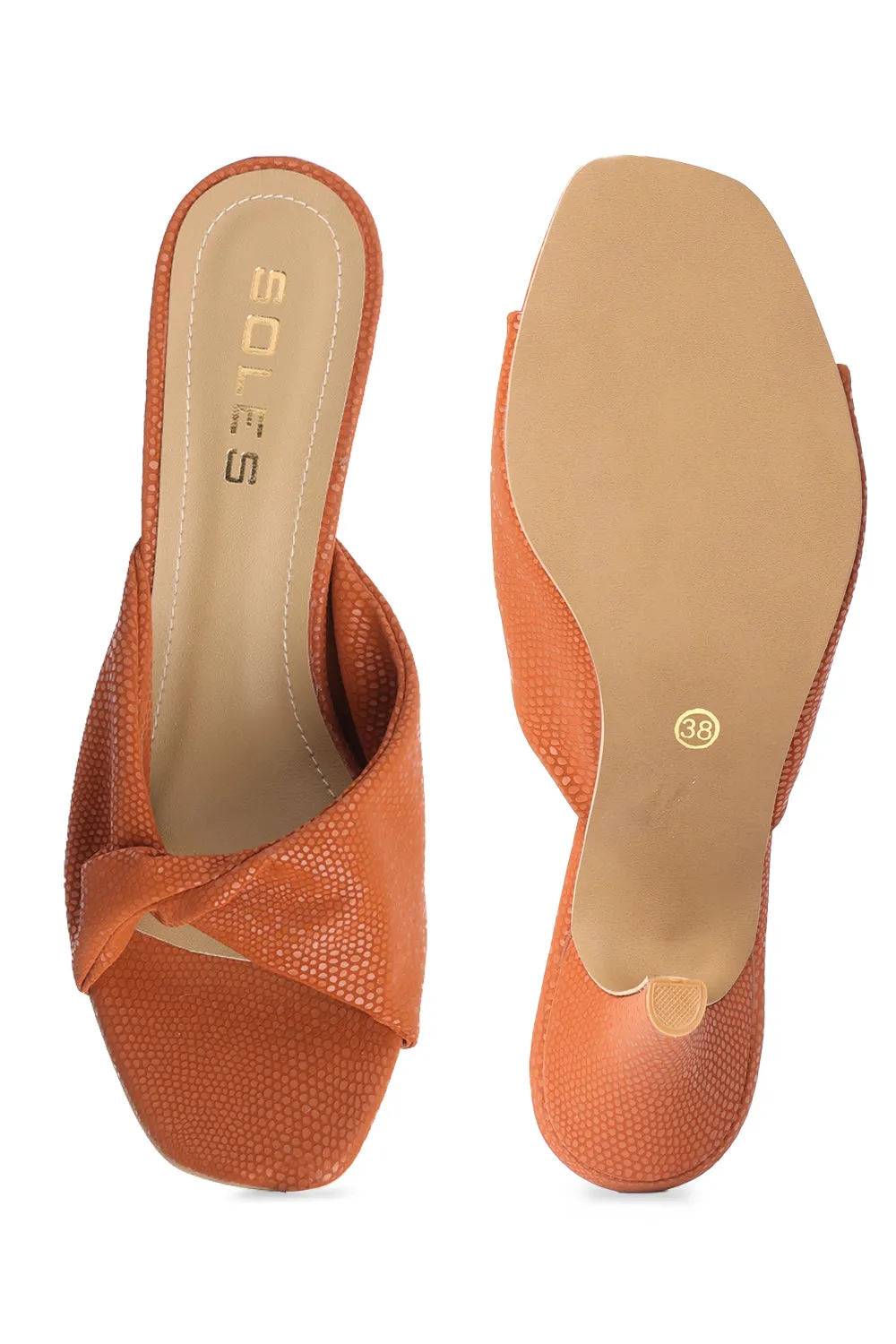 SOLES Twisted Pencil Heels