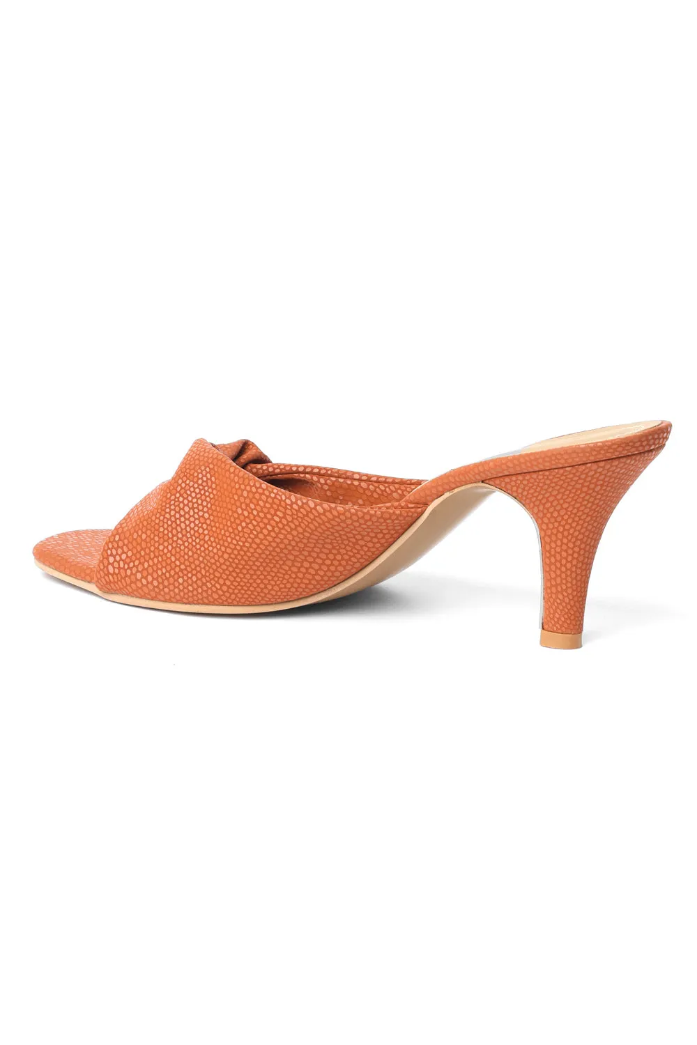 SOLES Twisted Pencil Heels