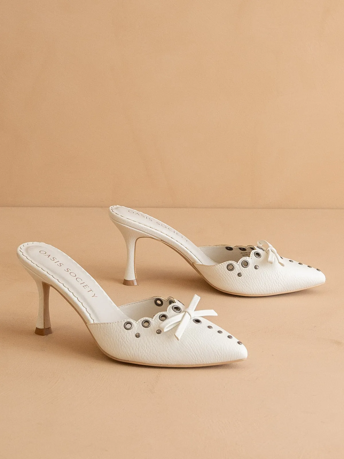 The Meridian | White Kitten Heel