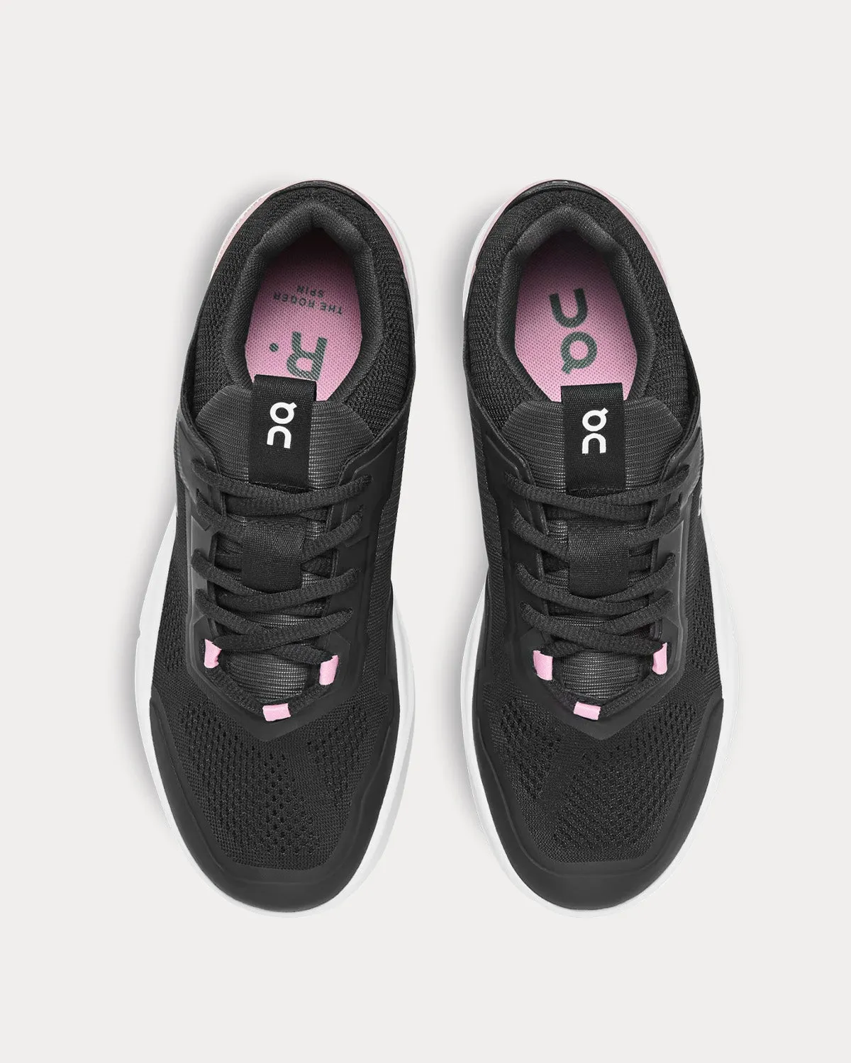 The Roger Spin Black / Zephyr Low Top Sneakers