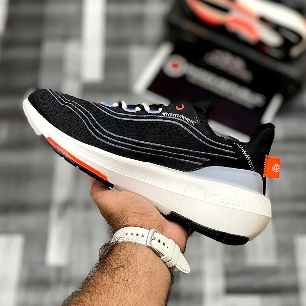 UB LightBoost 23 x Parleyy (Black White)