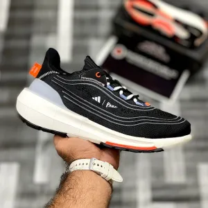 UB LightBoost 23 x Parleyy (Black White)