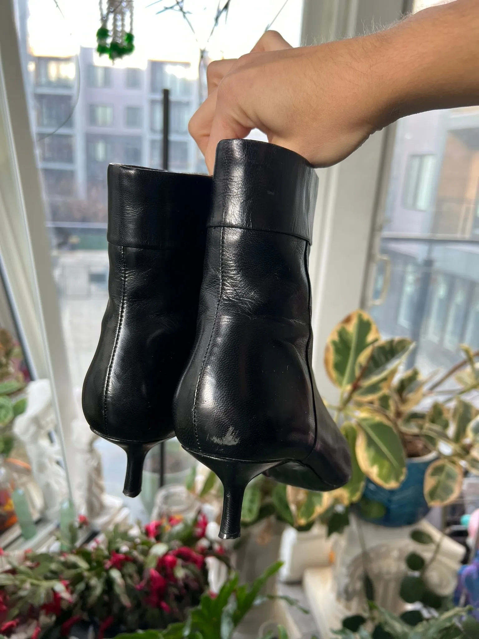 Vintage Black Leather Pointed Toe Boots