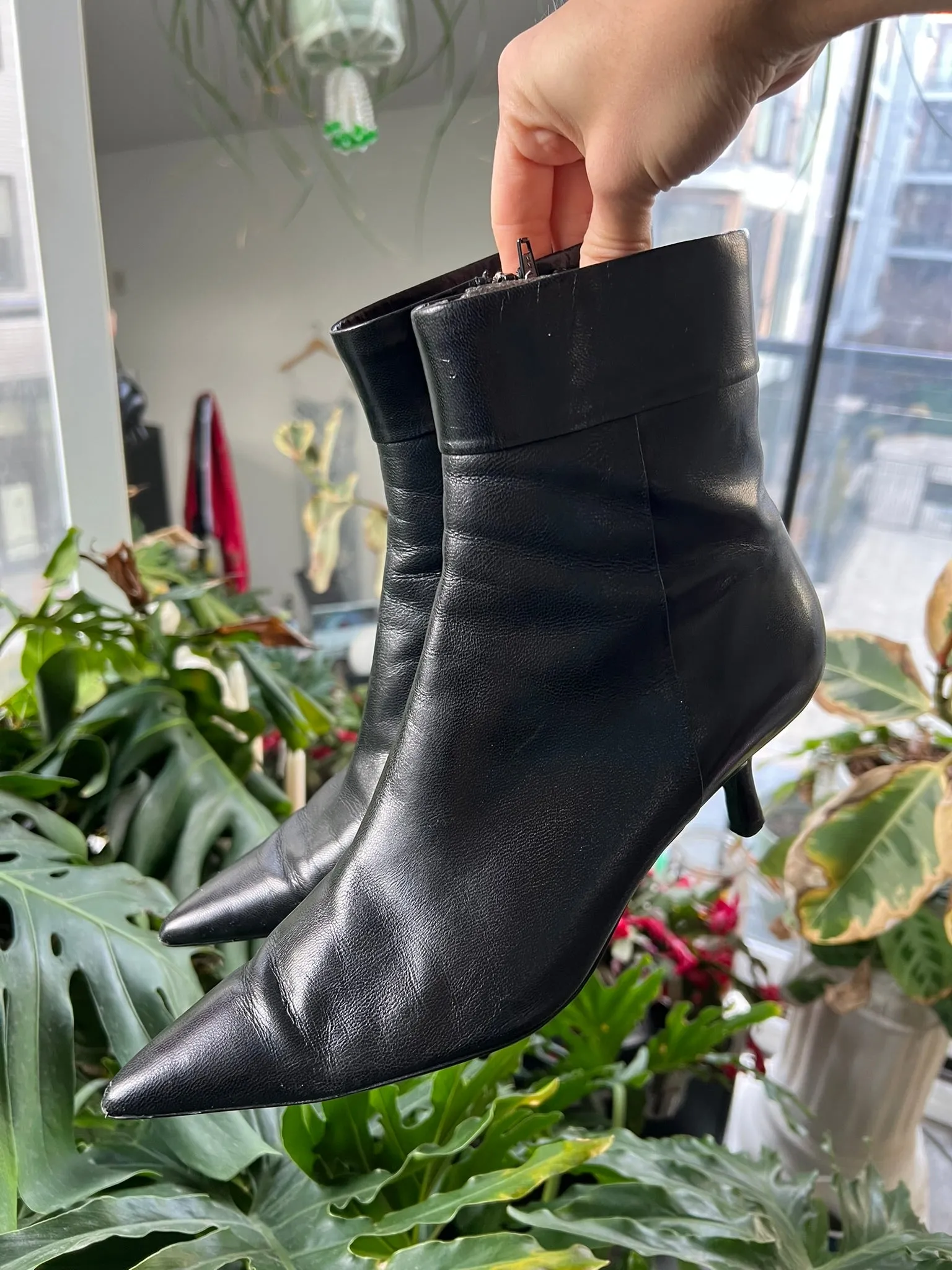 Vintage Black Leather Pointed Toe Boots